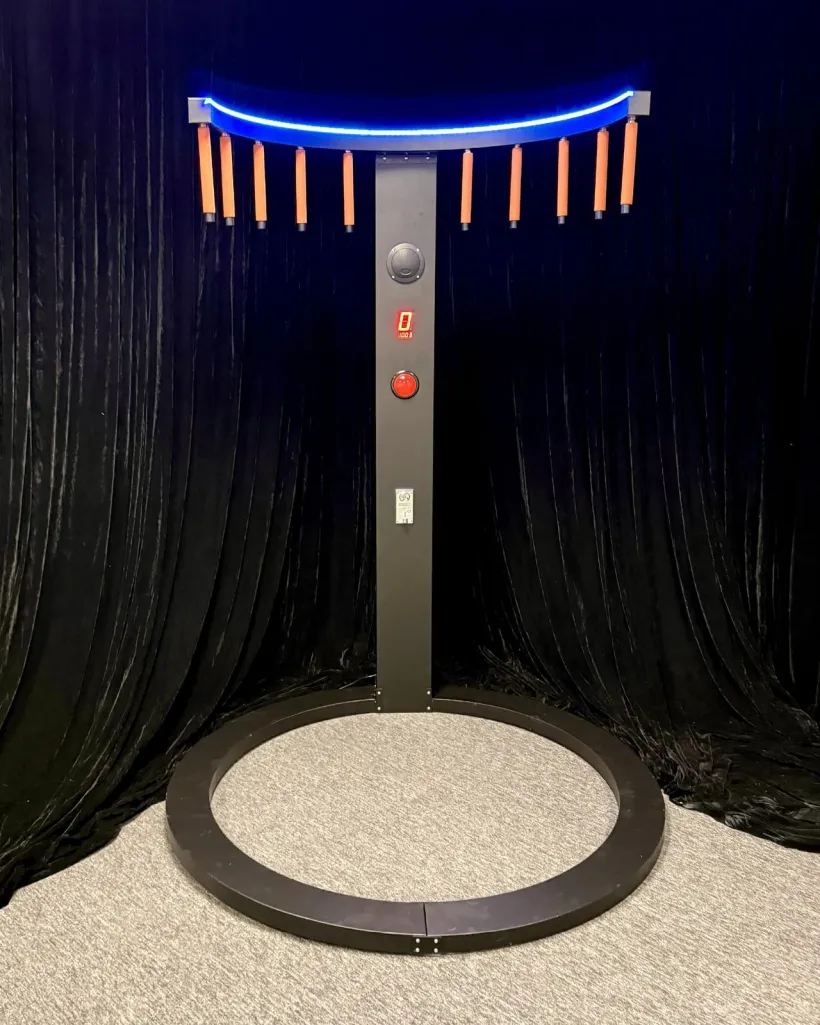 Reaktionspel (fånga pinne)